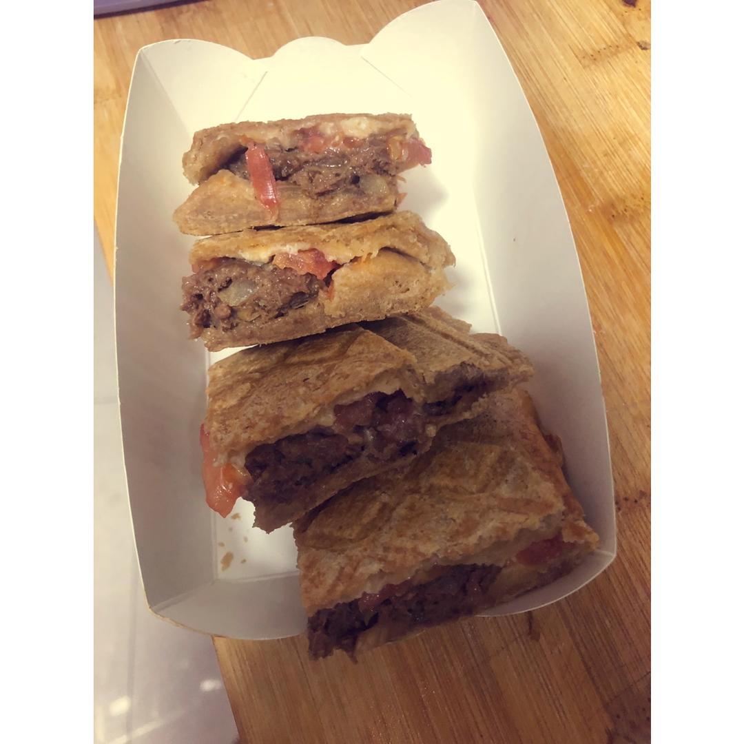 肉多汁的快手汉堡牛肉饼