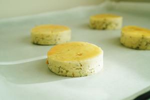 迷迭香帕玛森乳酪司康 Rosemary Parmesan Scones的做法 步骤8