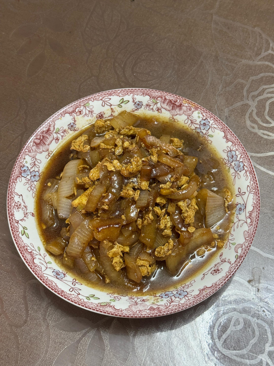 降压防癌的好食材  洋葱炒鸡蛋