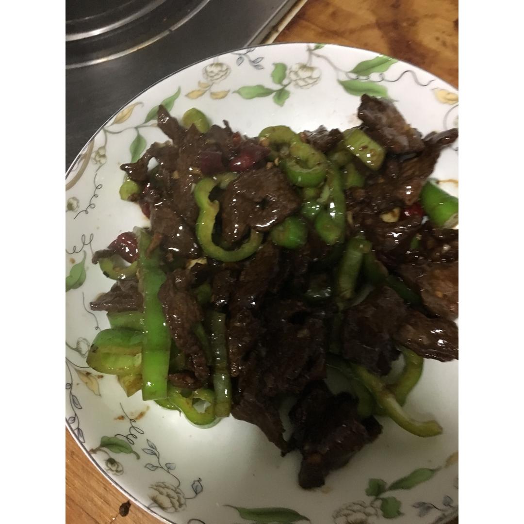 小炒牛肉