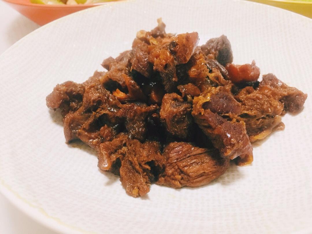 万用炖牛肉