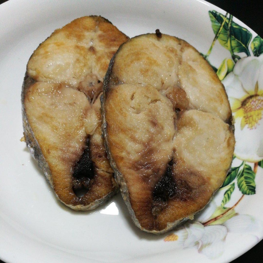 香煎马鲛鱼