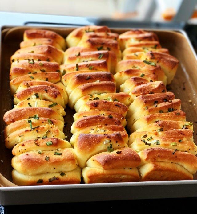 橄榄油蒜香手撕包