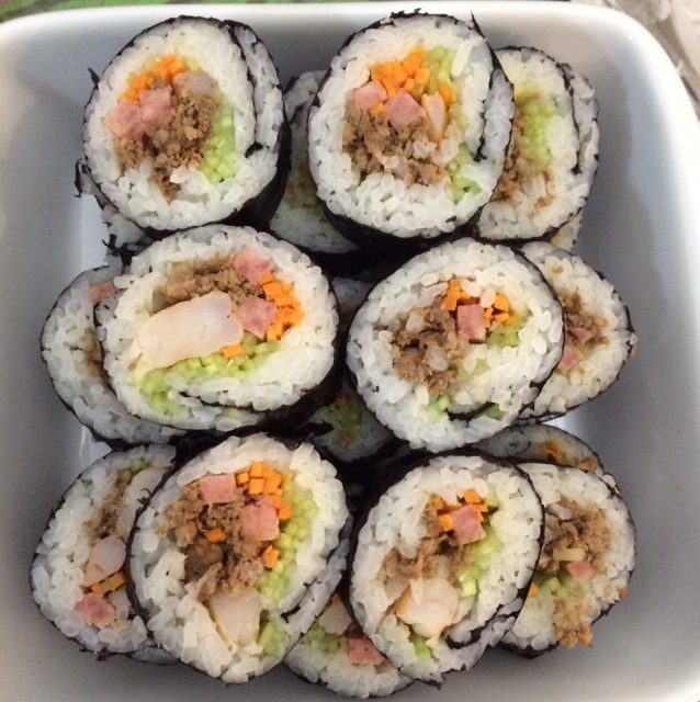 牛吃你家麦子做的韩式紫菜包饭