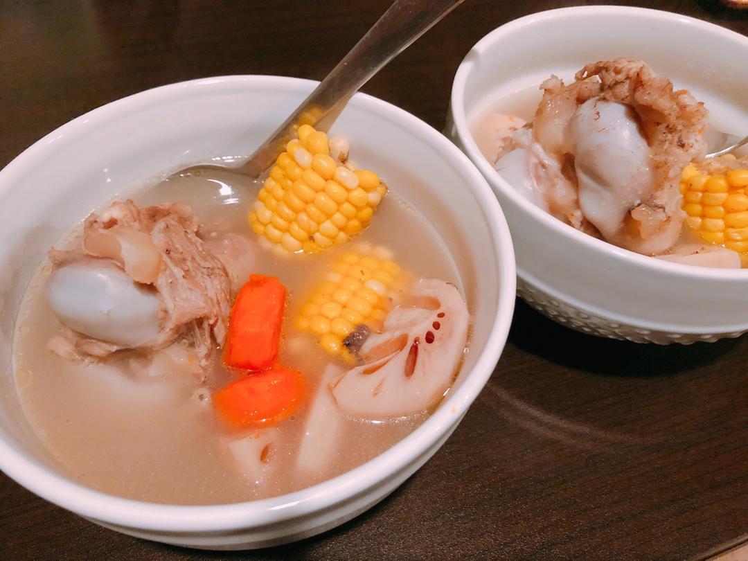 筒子骨煨藕汤