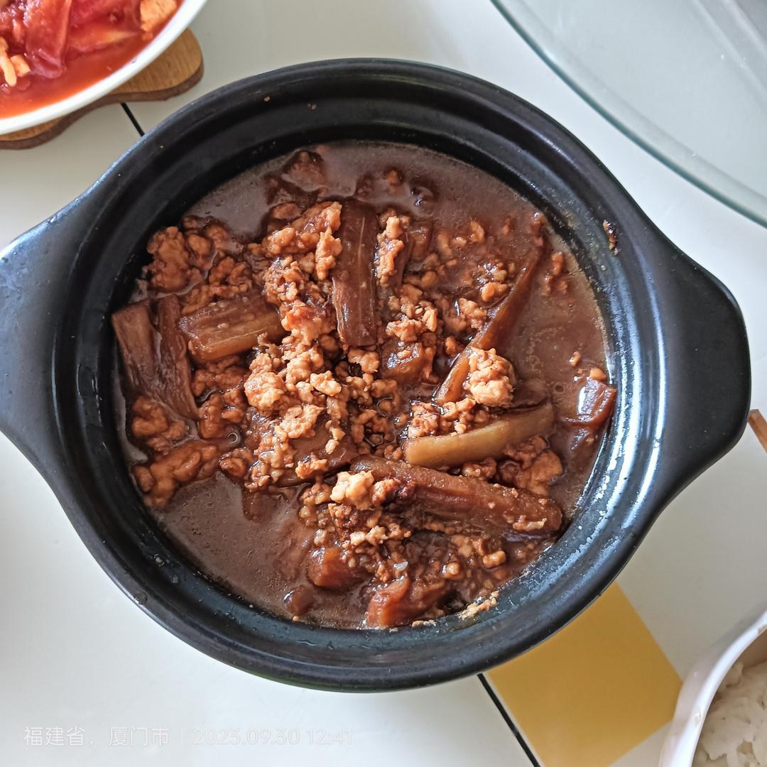 不用油炸超省油的鱼香肉末茄子煲