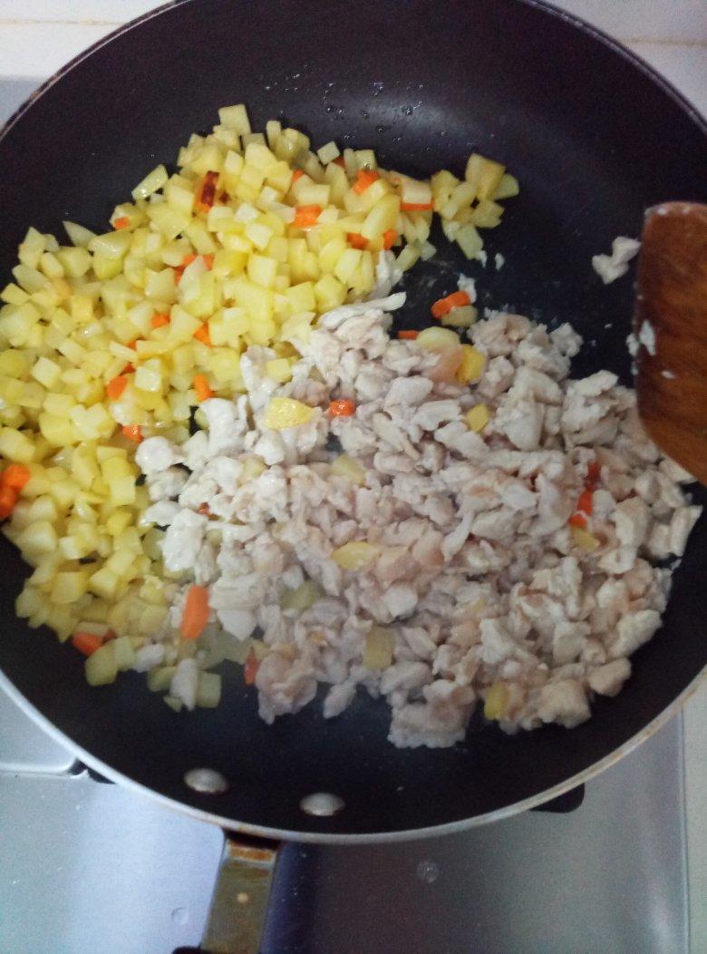 一道怎么做都好吃的干煎土豆鸡丁（红烧，咖喱，椒盐，孜然）