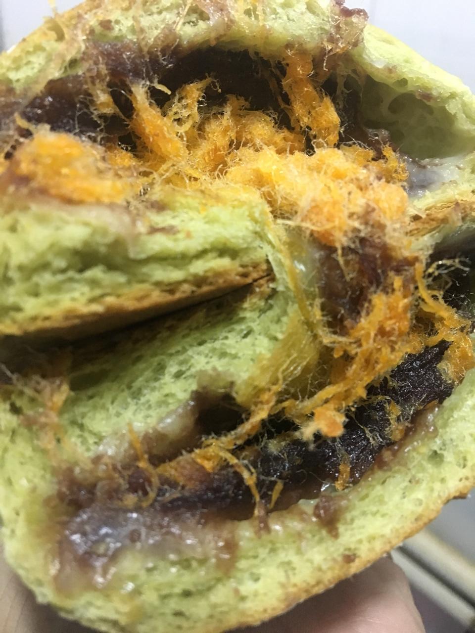 比原麦山丘还好吃的【抹茶麻薯古早味面包】肉松红豆沙