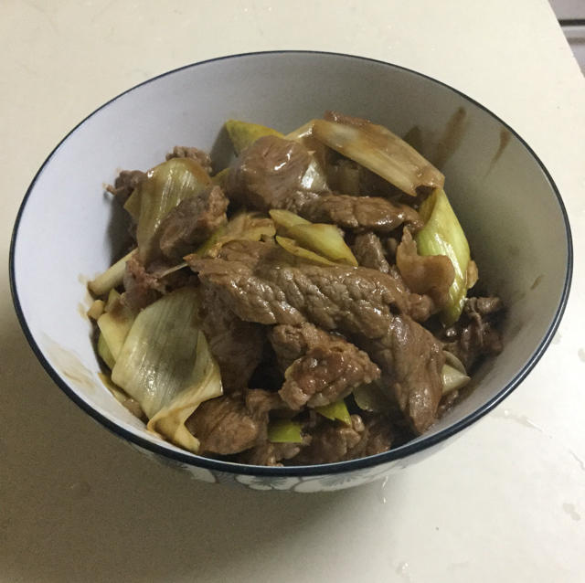 葱爆羊(牛)肉