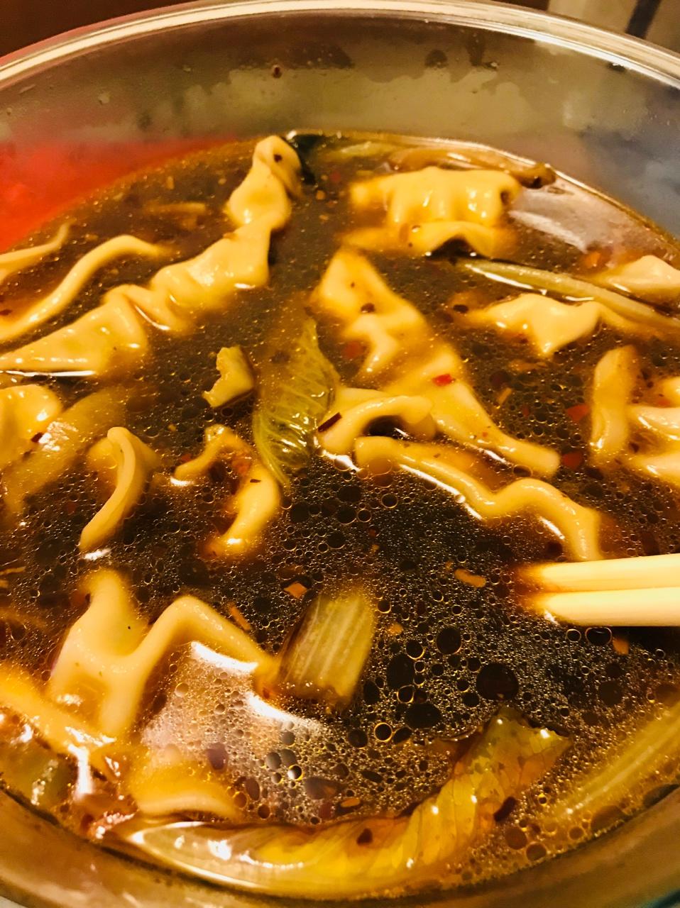 酸汤饺子