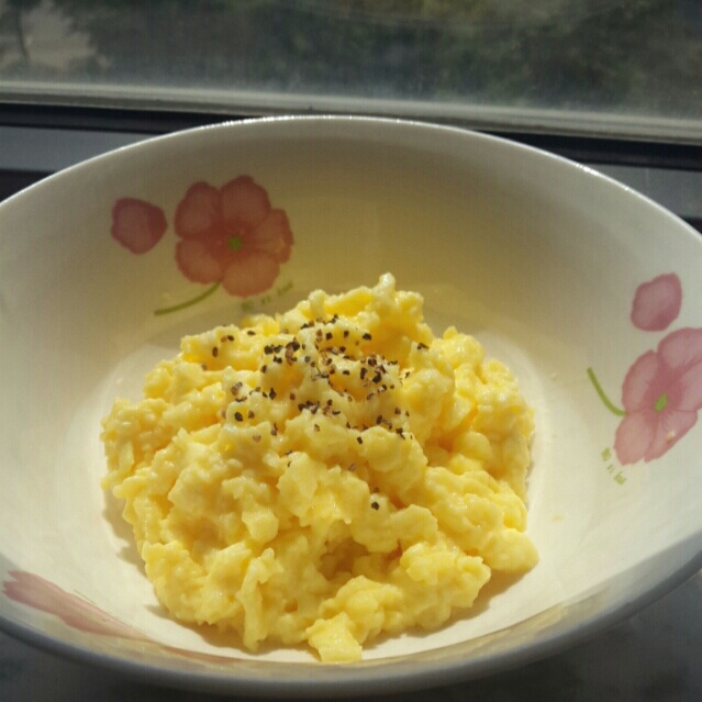 美式炒蛋 scrambled eggs