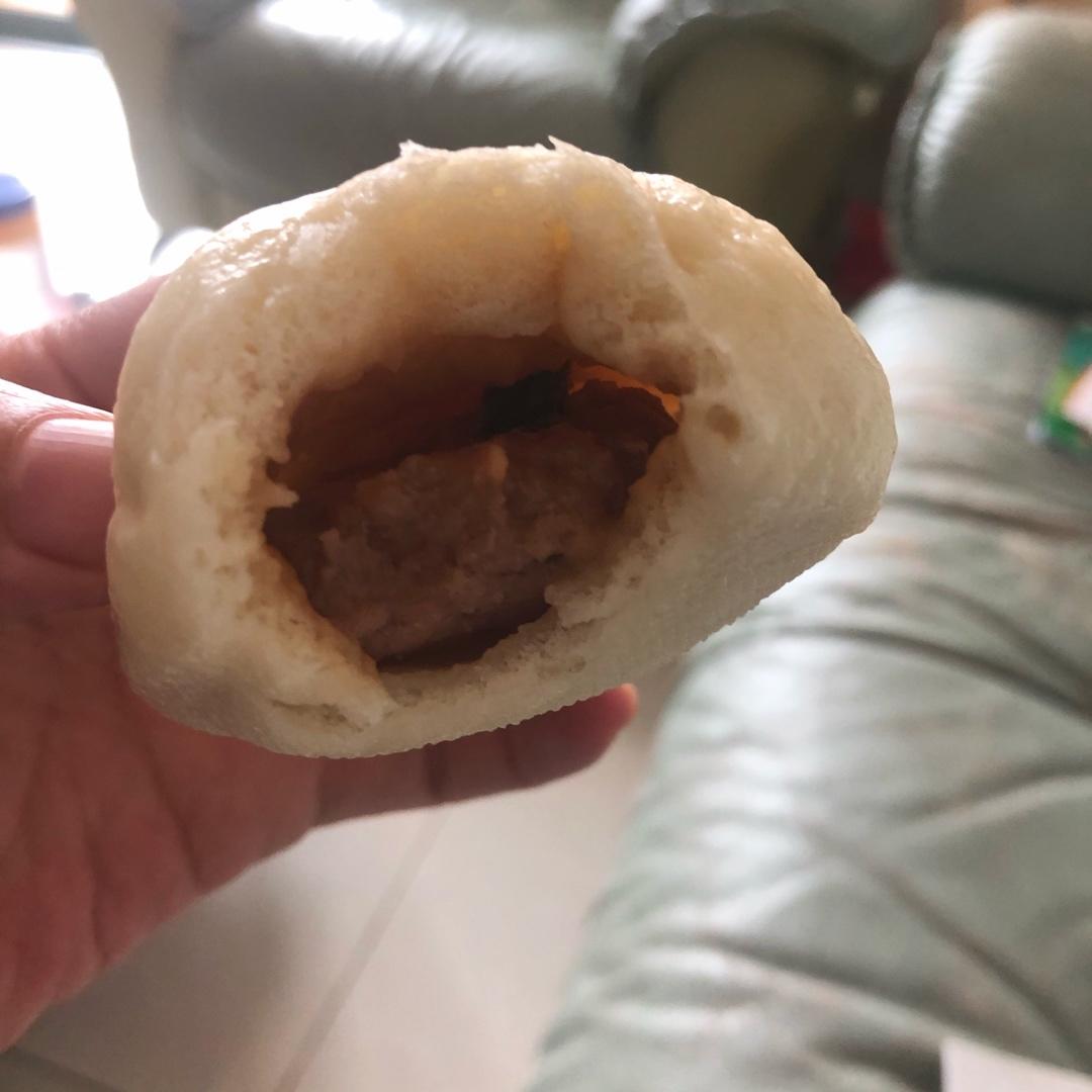 飙汁大肉包
