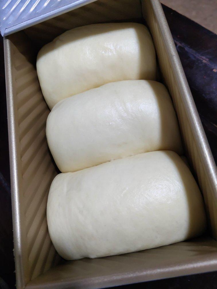 纯奶手撕吐司