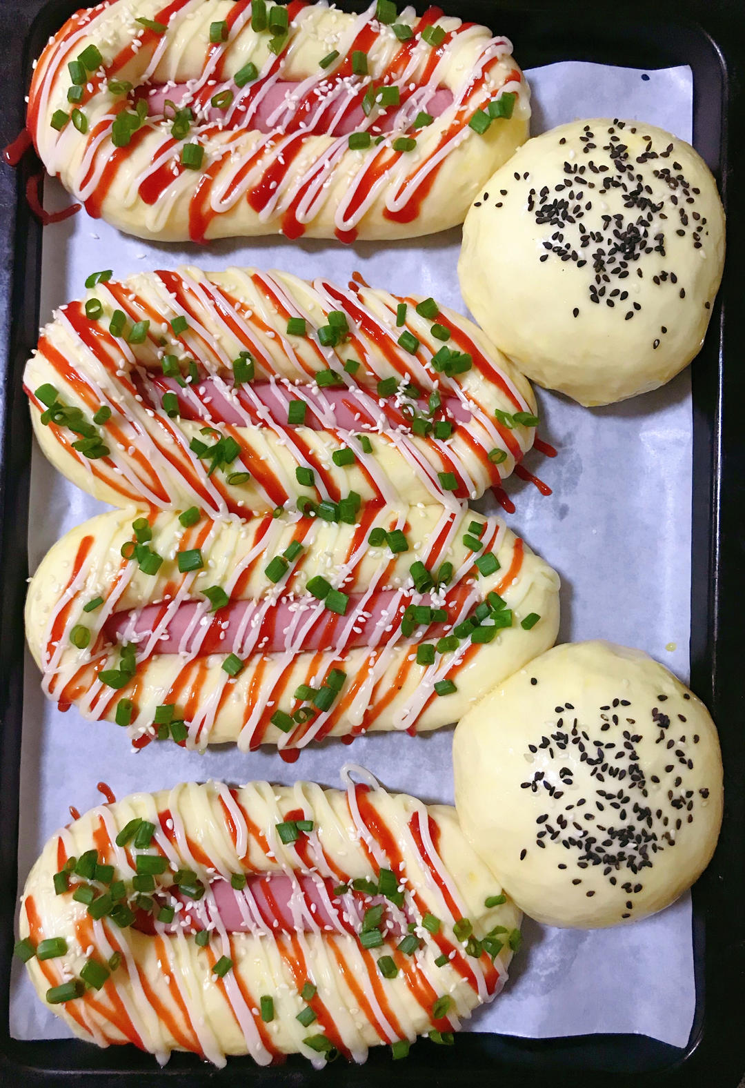 一个面团撑起一家店的台式面包—香肠面包