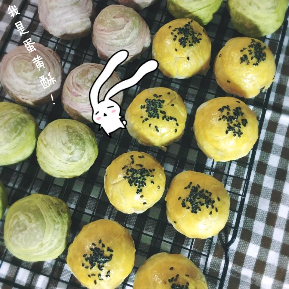 蛋黄酥~紫薯、抹茶、原味~花好月圆，中秋快乐~内附一次做六色蛋黄酥方法~
