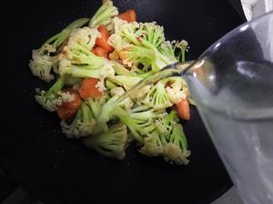 西红柿菜花炖豆腐的做法 步骤15