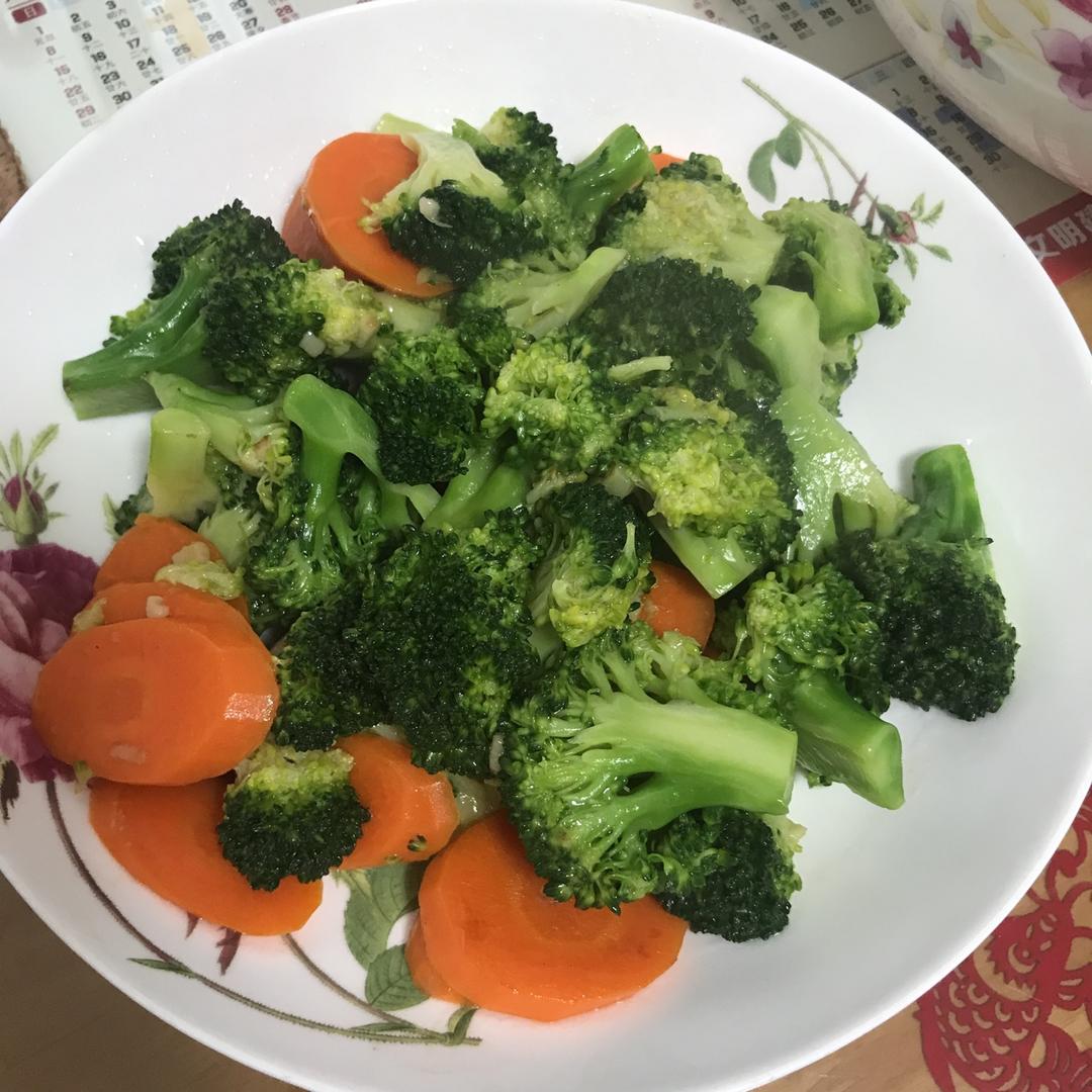 清炒胡萝卜西兰花