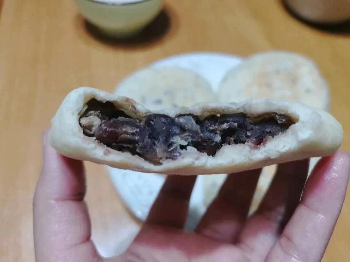 不用手揉超松软的发面红豆饼