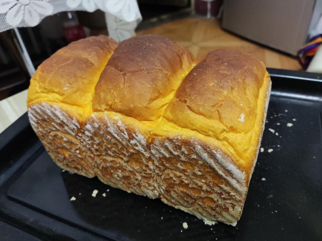 南瓜炼奶吐司
