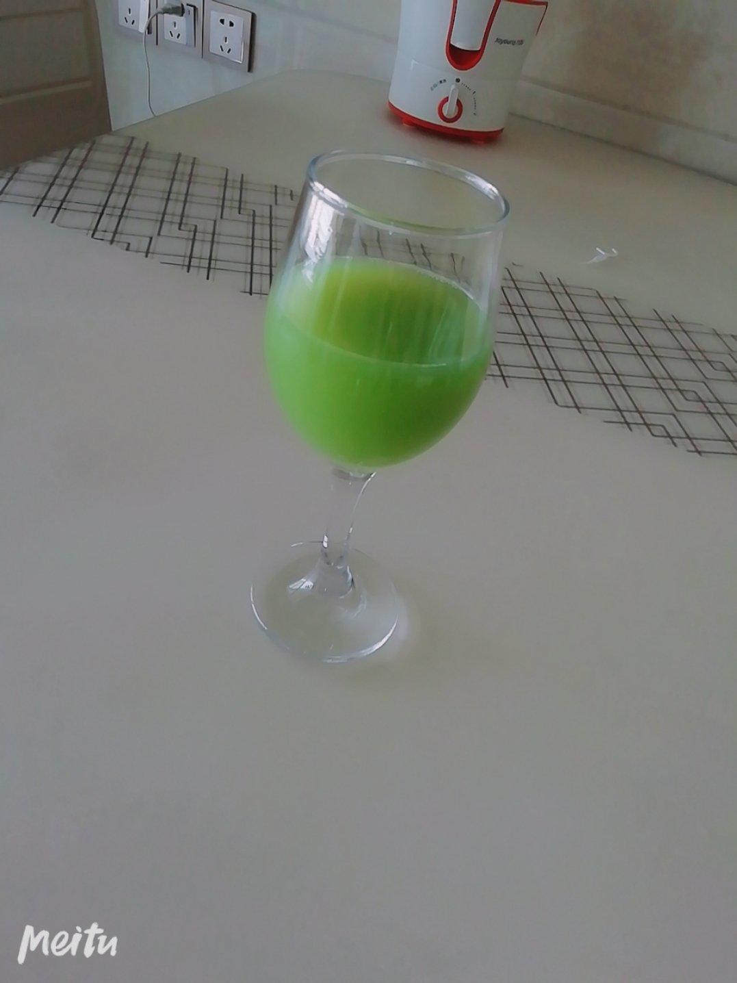 胡萝卜番茄包菜汁