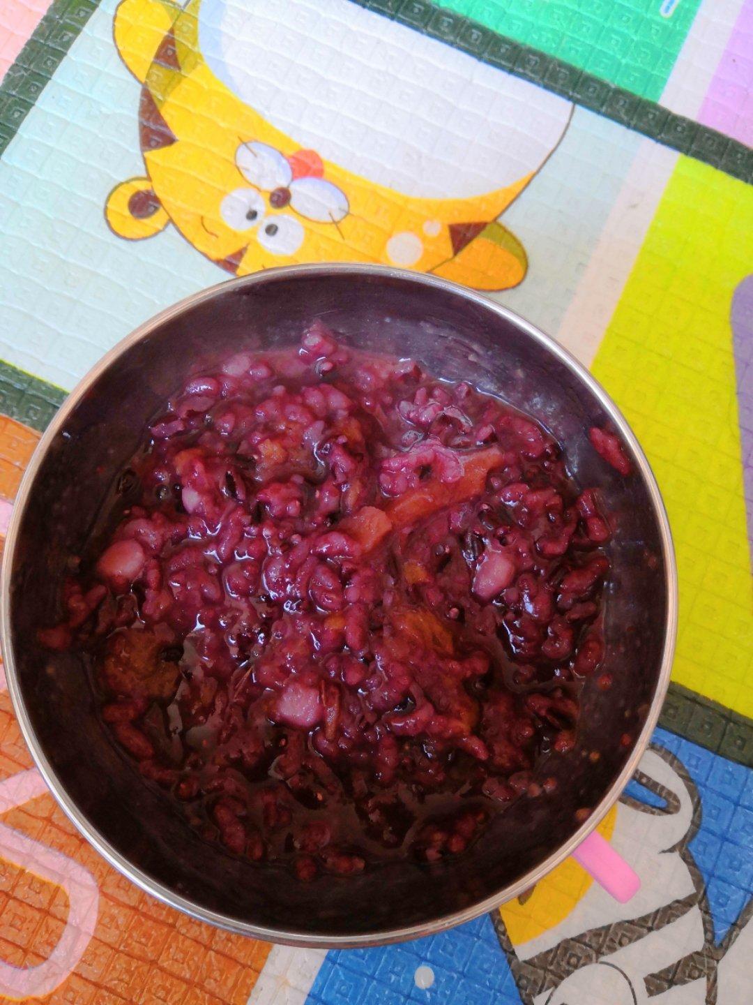 花生红枣黑米粥