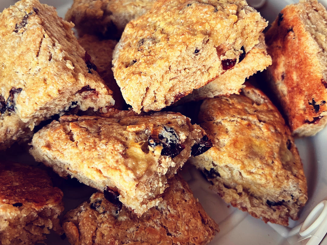 完美裂纹～百分百成功的超好吃奶香司康（禁止搬运）