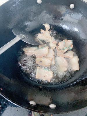 豆豉风味平菇炒肉的做法 步骤5