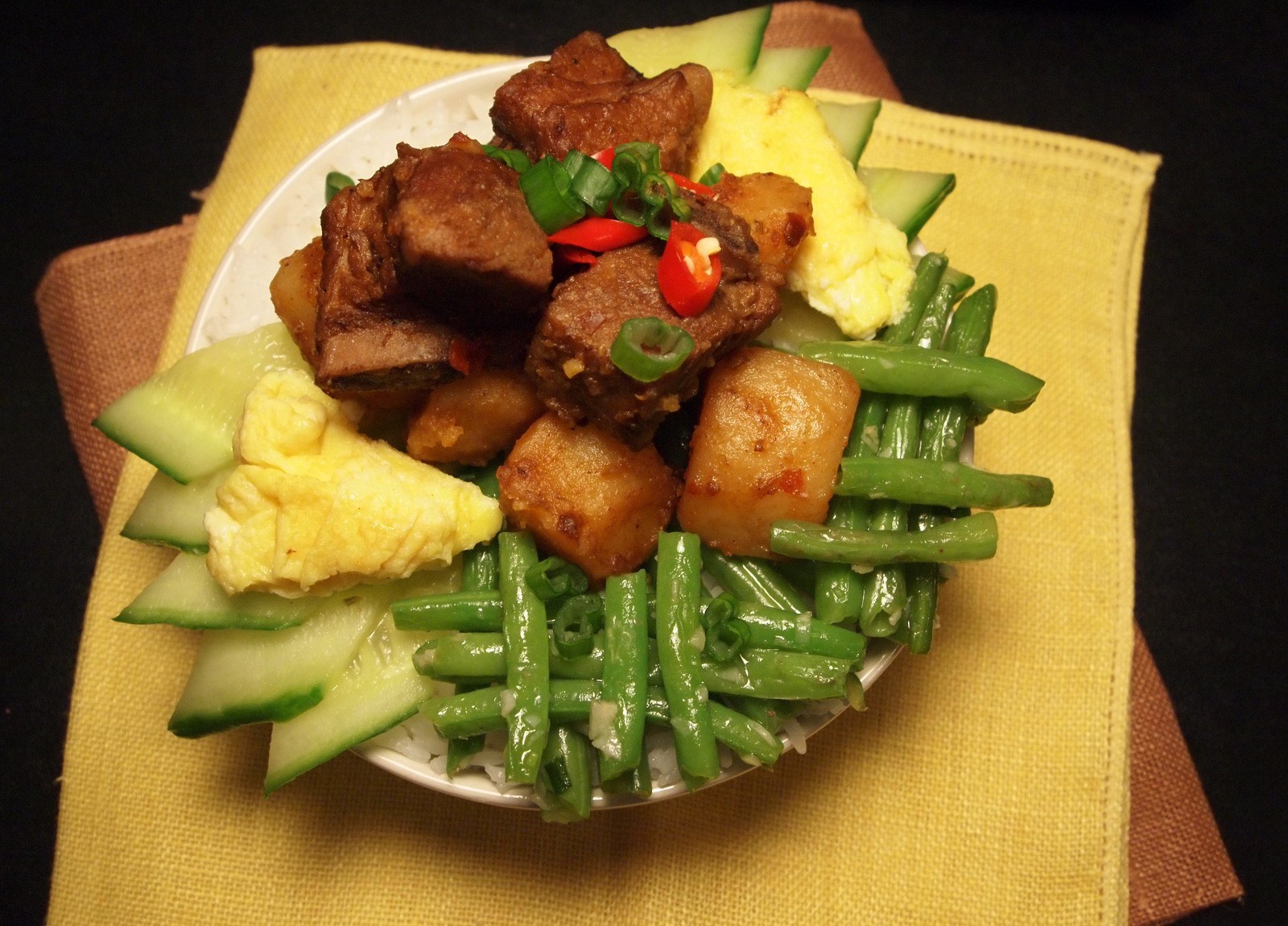 川味土豆烧排骨