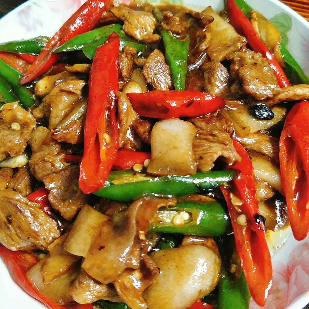 农家小炒肉【记忆中勾魂的油汤】