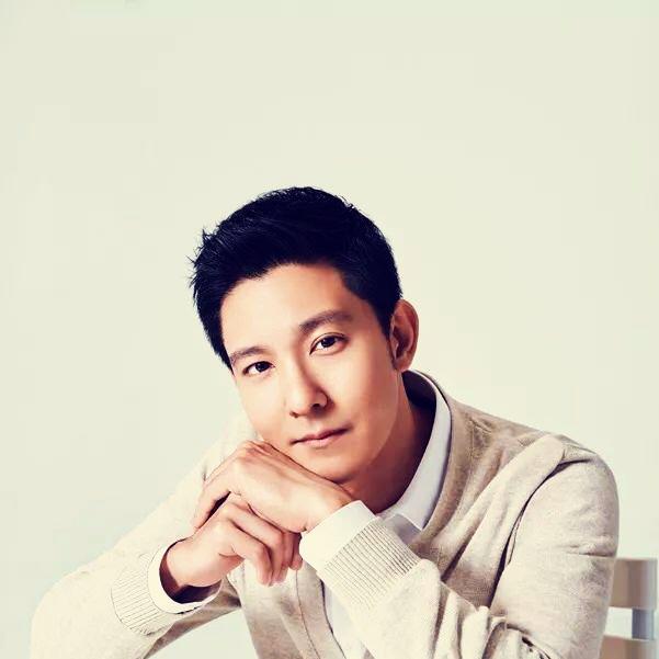 两小屁孩的妈妈