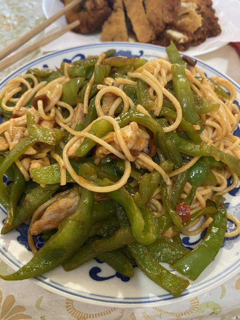 青椒肉丝炒面