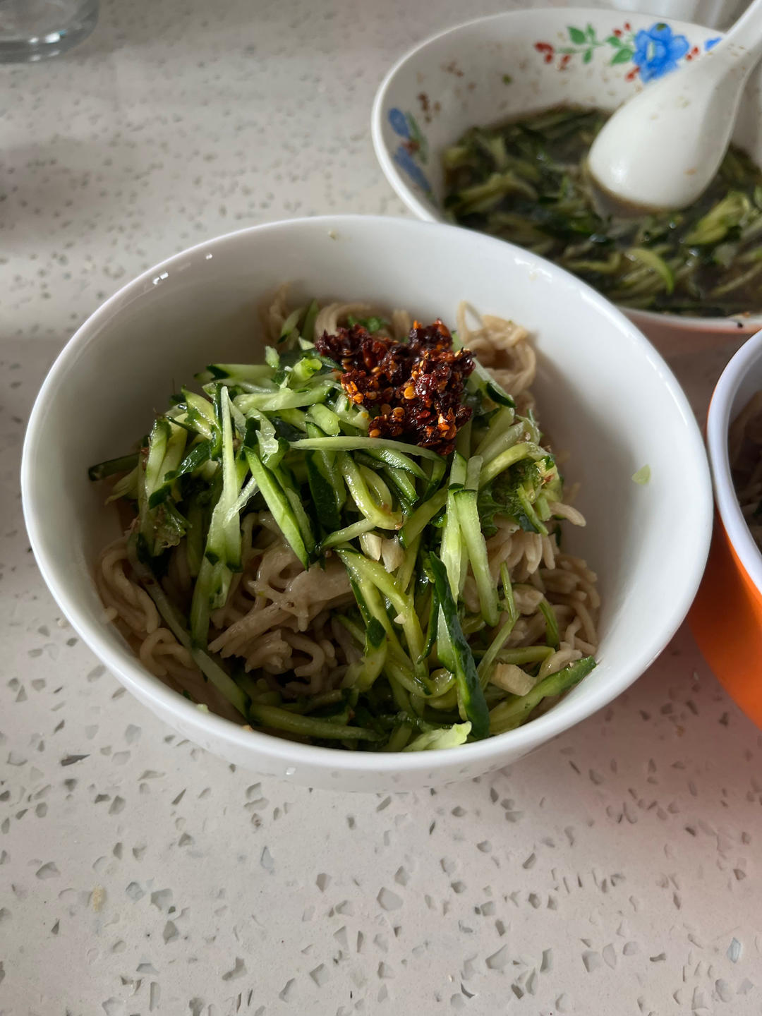 莜面吃个半饱饱，喝碗开水正好好