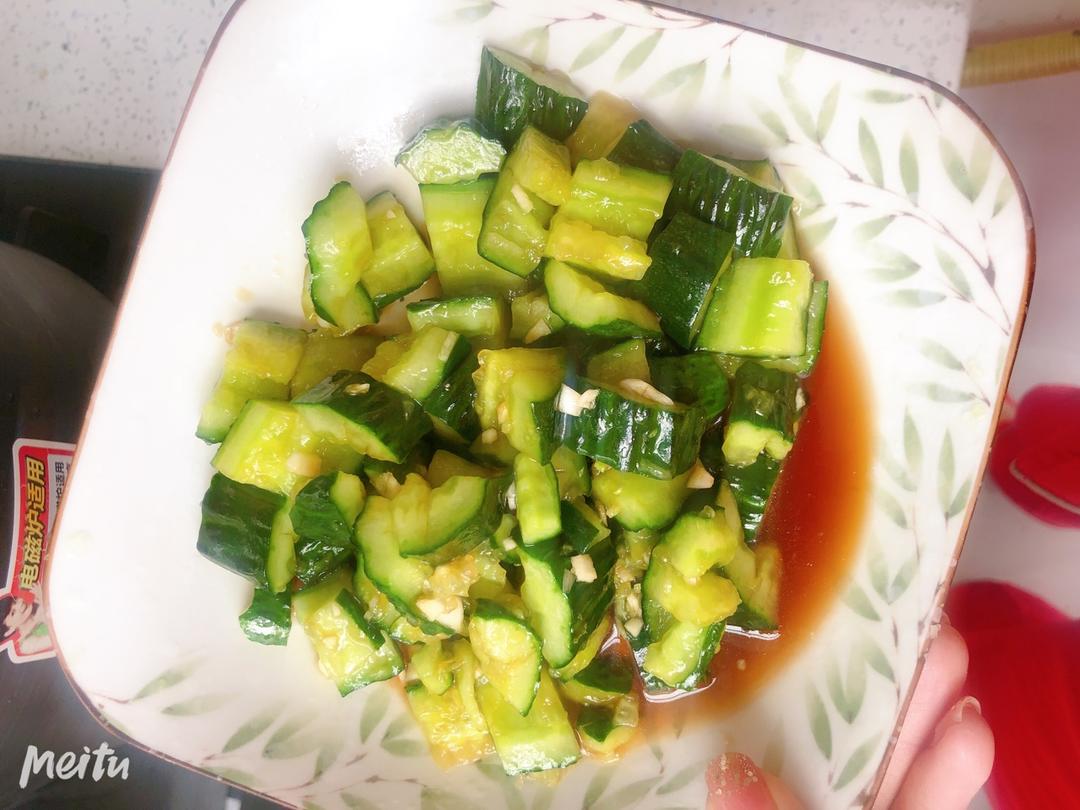 凉拌家常黄瓜