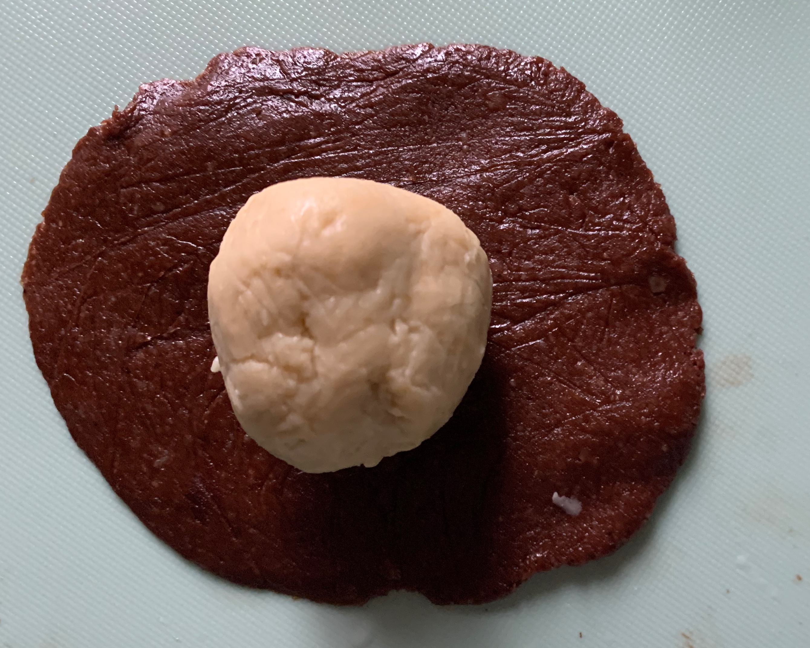 生酮月饼：巧克力鹰嘴豆泥馅的做法 步骤9