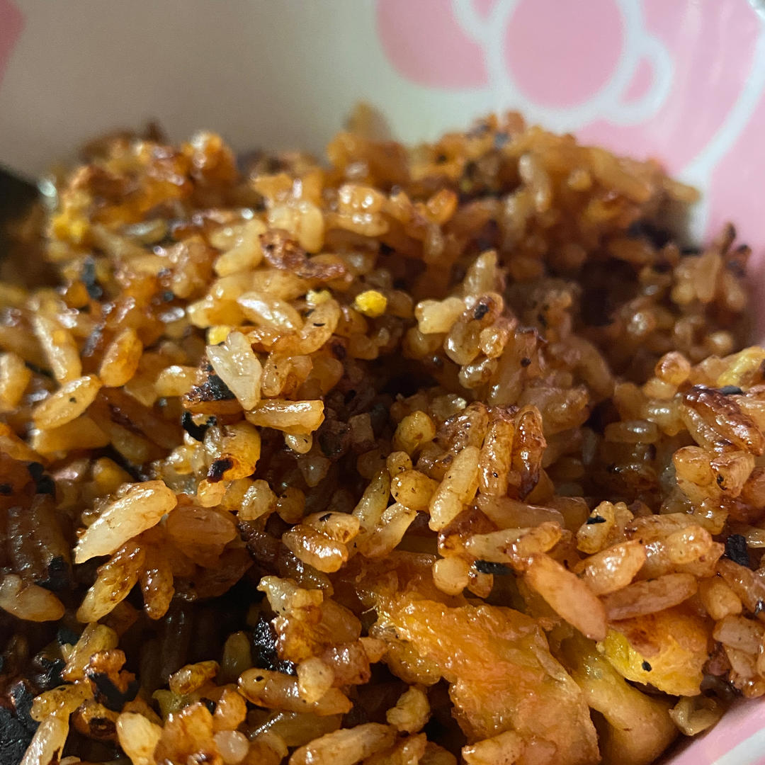 超级好吃！简单零失败的秘制蛋炒饭