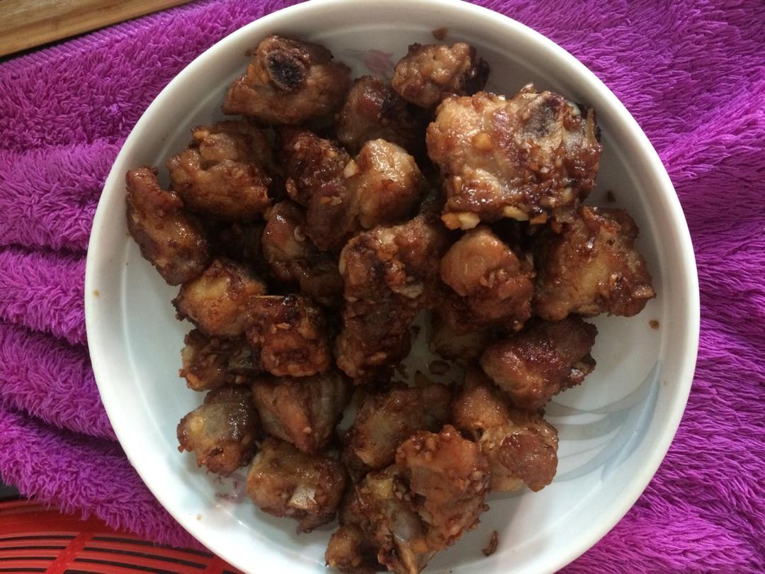 金牌蒜香排骨