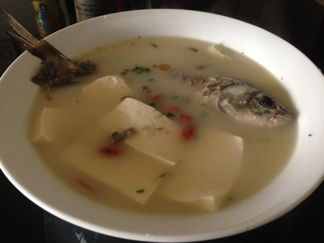 鲫鱼豆腐汤