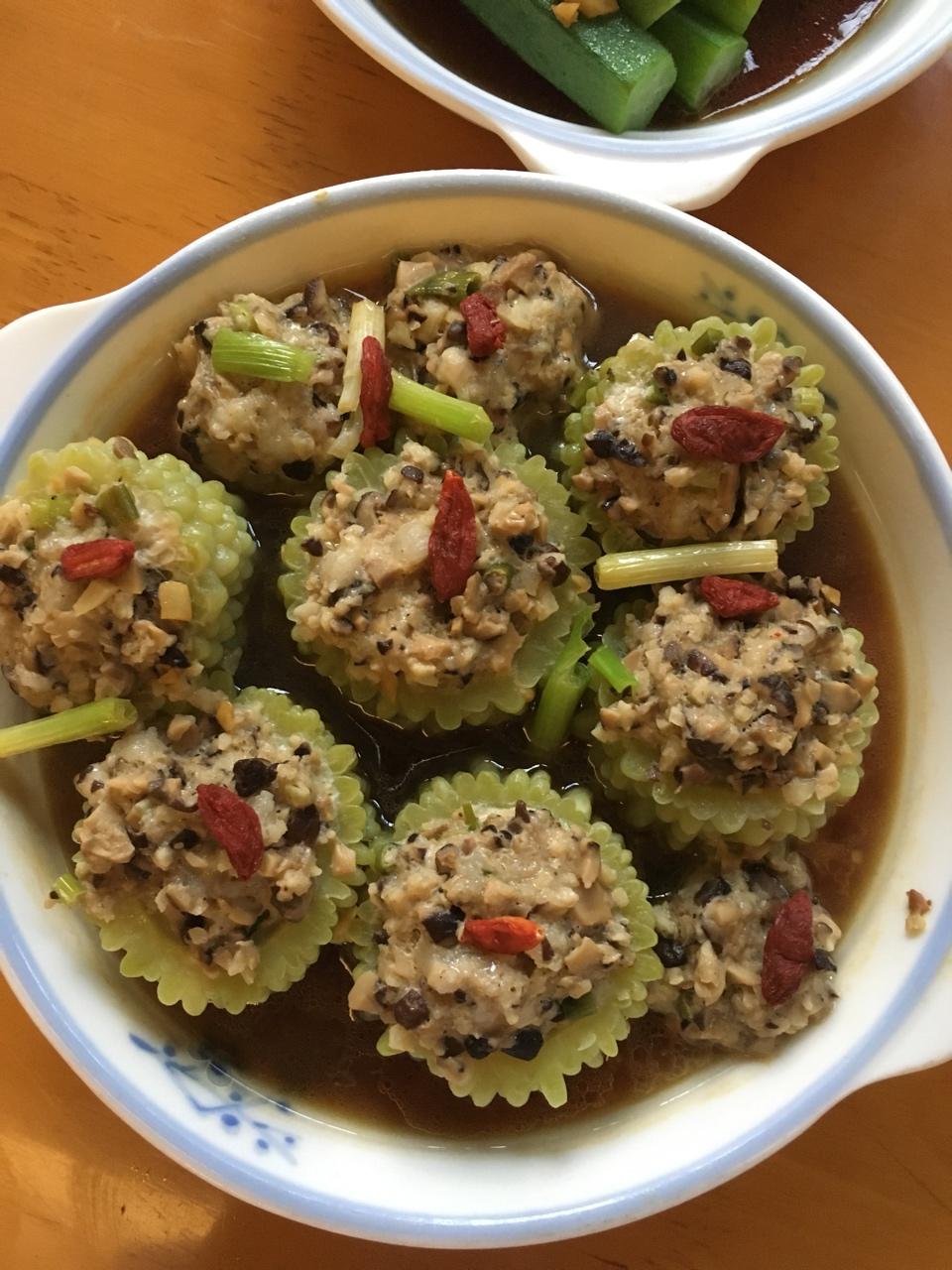 花婆婆4做的苦瓜酿肉