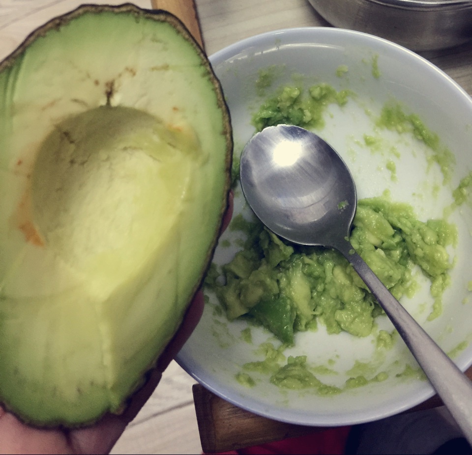 白糖拌牛油果（牛油果冰淇淋）