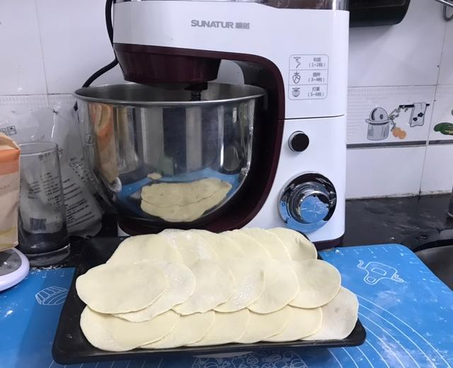 自制饺子皮（附 厨师机揉面方法）的做法