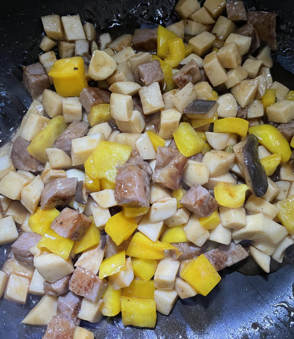 杏鲍菇黑椒牛排粒