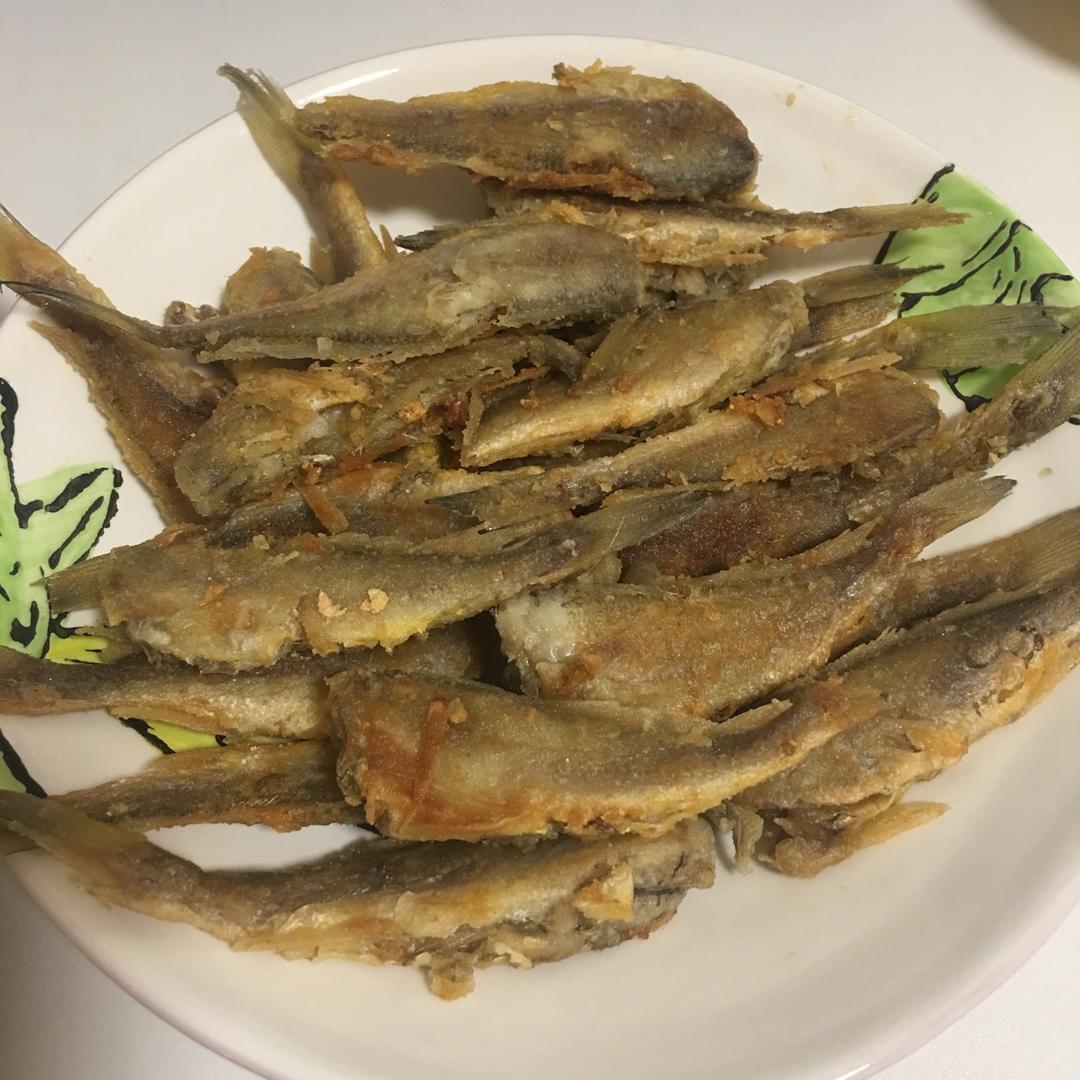 香煎小黄鱼