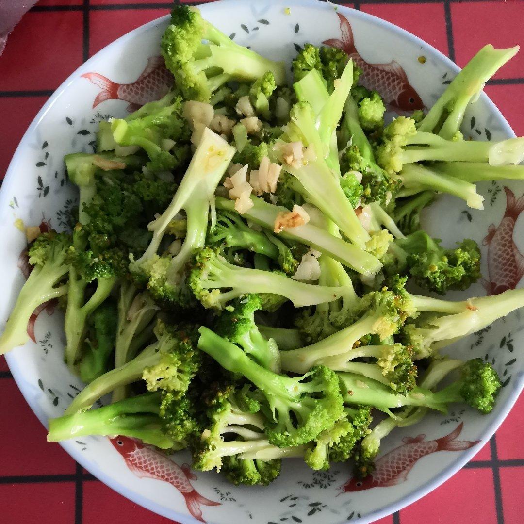 蚝油蒜蓉西兰花