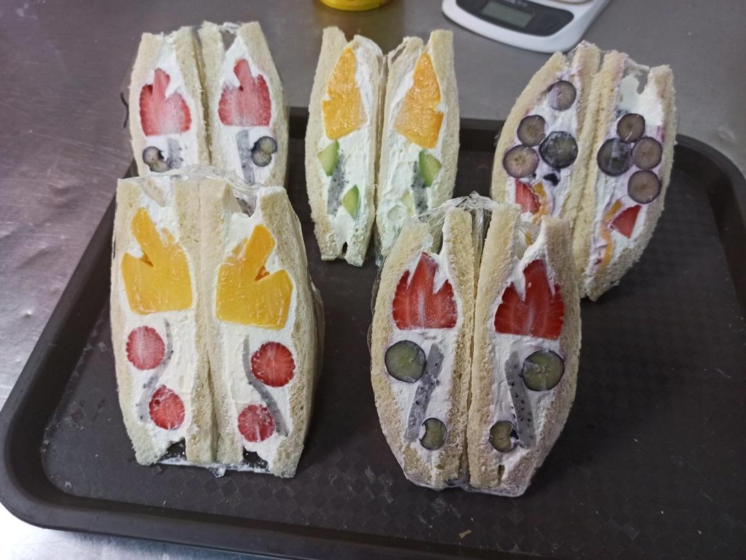 水果三明治，附完美切面的攻略