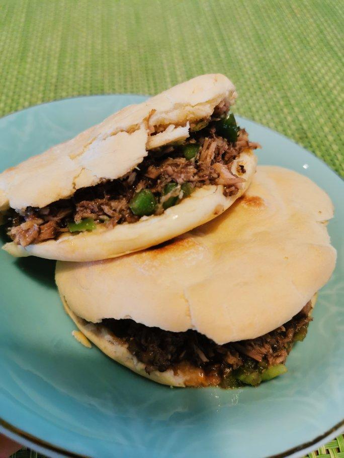 肉夹馍(白吉馍的制作)