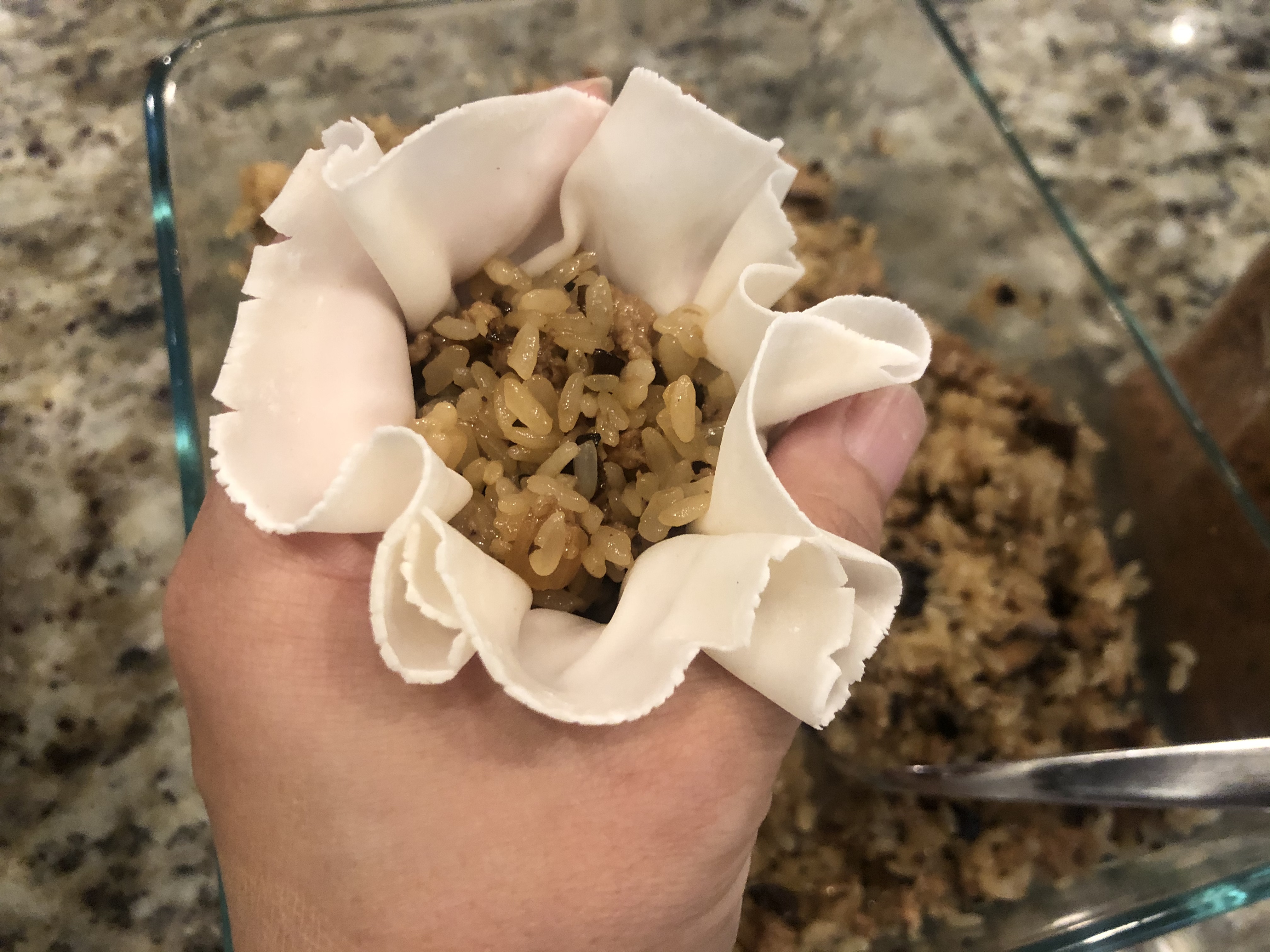 糯米香菇肉末烧卖（利用饺子皮手擀）的做法 步骤10