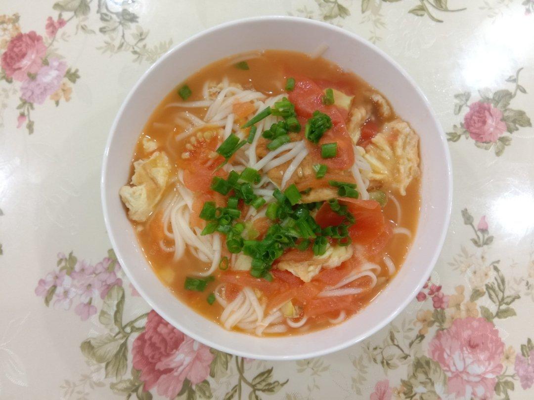 恨不得抱着锅舔的番茄鸡蛋面