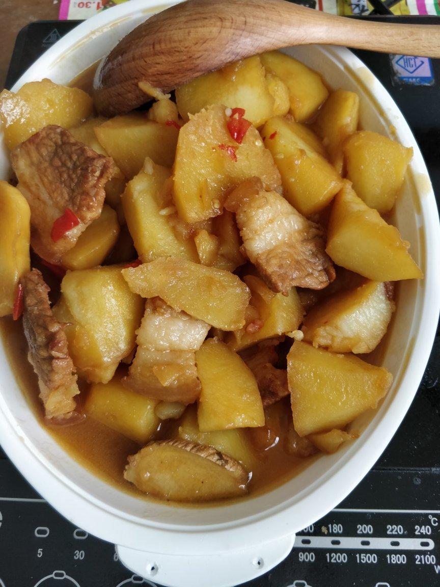 土豆炖肉