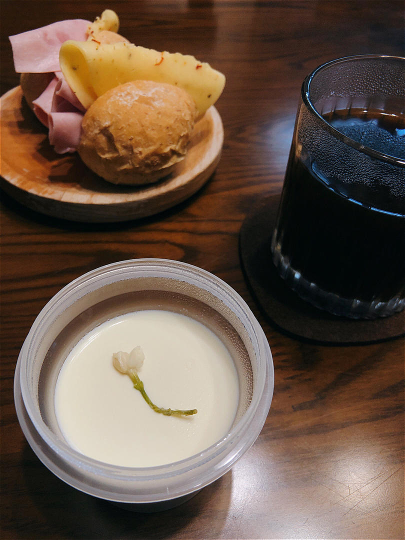 吃豆腐啦！——小嶋老师茉莉奶冻