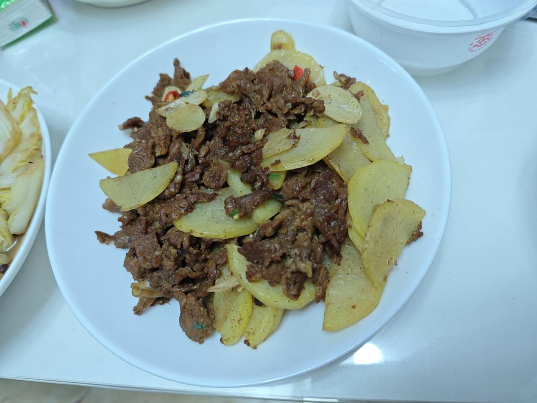 比饭店还好吃的黑椒牛肉土豆片（聚餐首选）